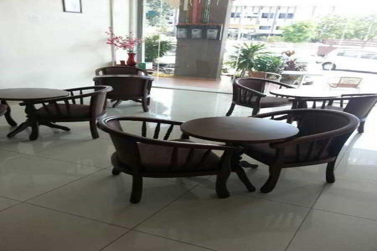 Oyo 301 River Inn Hotel Butterworth Extérieur photo