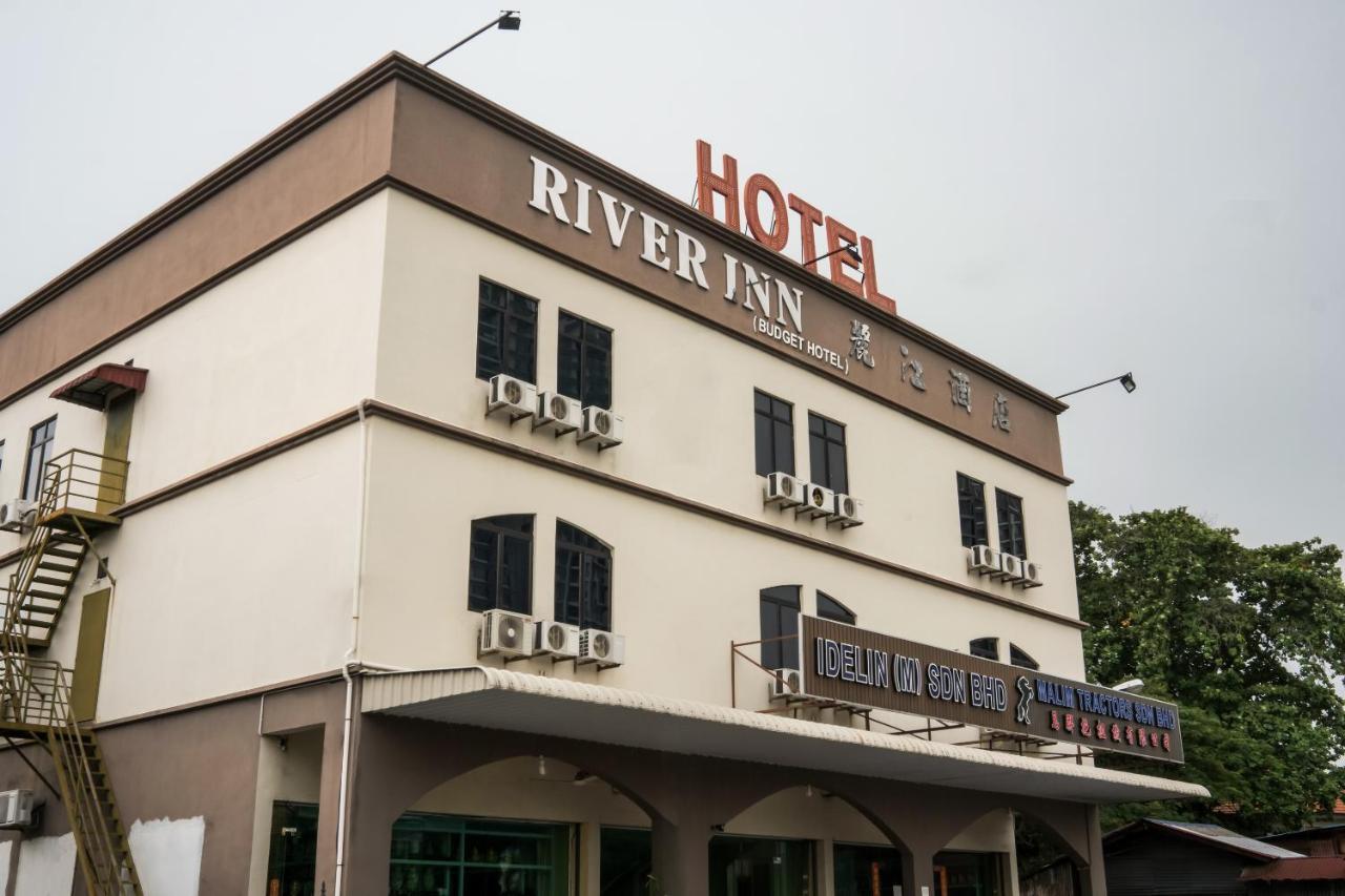 Oyo 301 River Inn Hotel Butterworth Extérieur photo